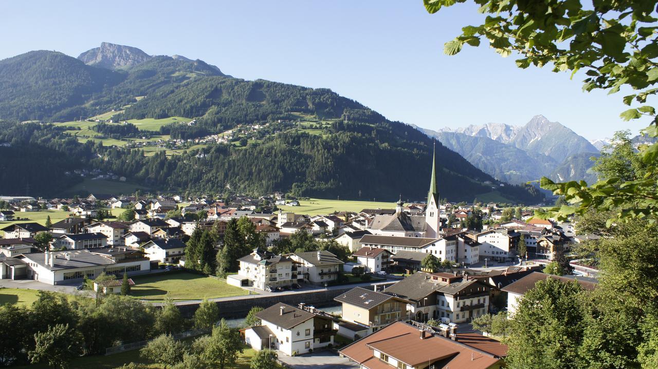 Appartmenthaus Martina Zell am Ziller Exterior foto